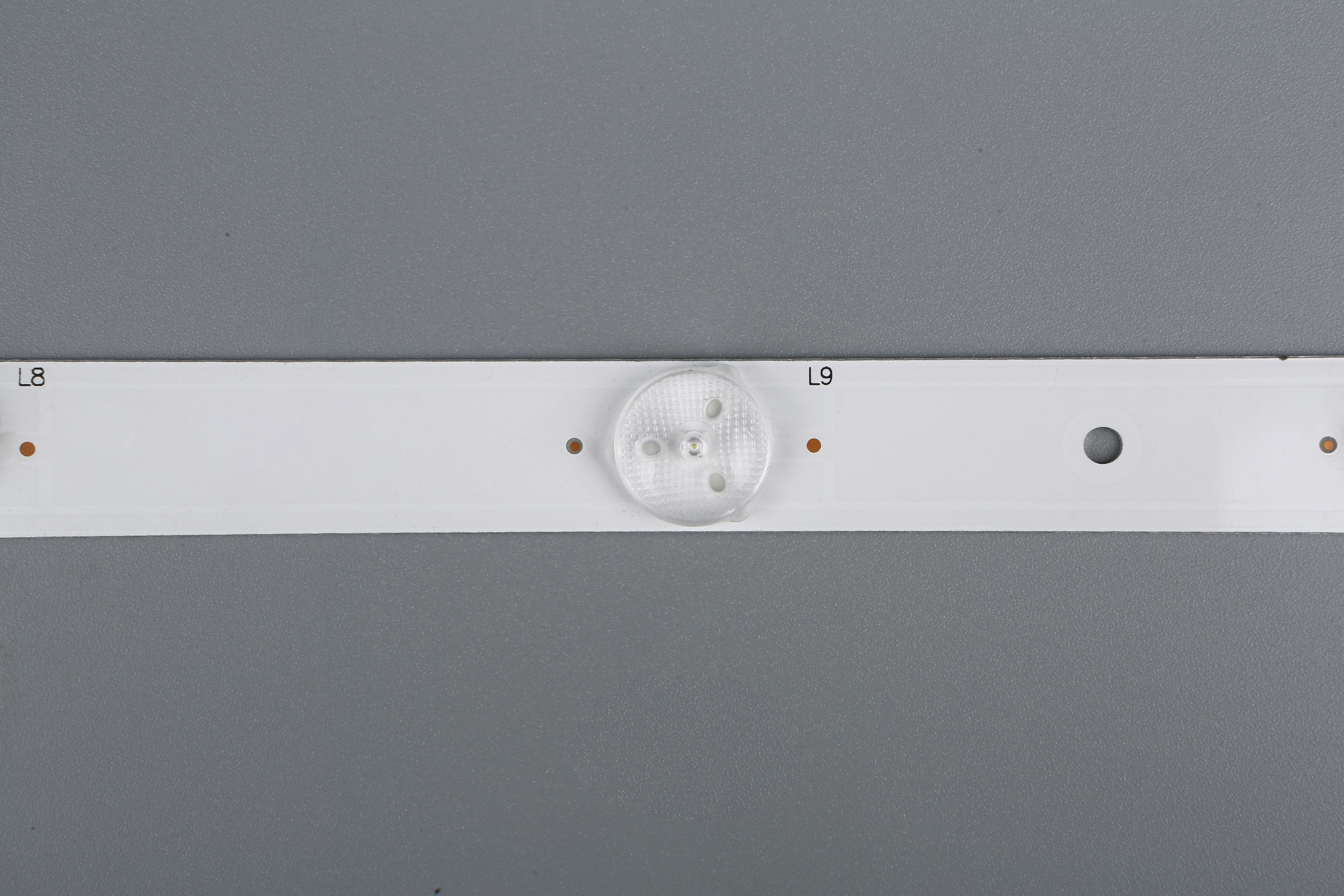 TV-117 LED TV Background Light Strip DLED40ZDCC4X12 0002.A-1 for AWOOX 40 Inch 6+6 LEDs